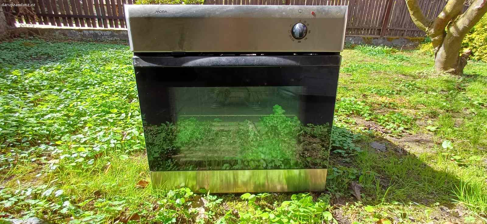 Daruji troubu. Daruji starsi troubu plne funkcni .. je na 220