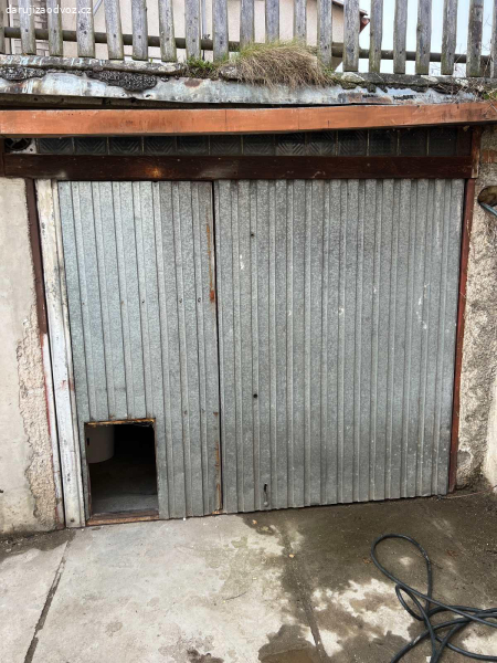 Daruji vrata a v případě zájmu více Železa za odvo