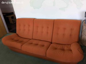 Daruji za odvoz gauč