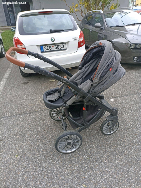 Daruji za odvoz dětský kočárek