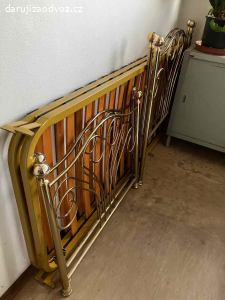 Daruji za odvoz dvě postele