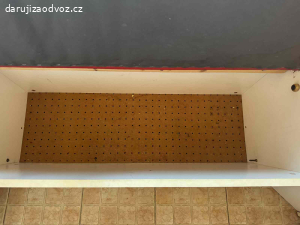 Daruji za odvoz jídelní lavici