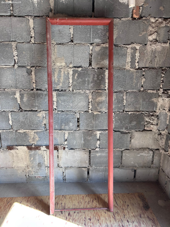 Daruji za odvoz ocelové zárubně 60cm levé