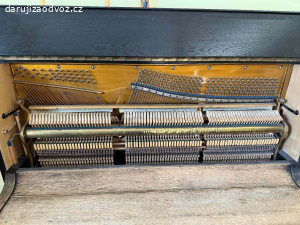 Daruji za odvoz pianino