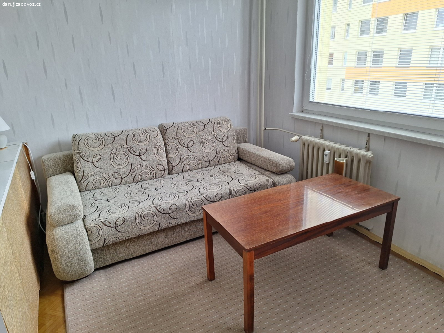 Daruji za odvoz sedací soupravu