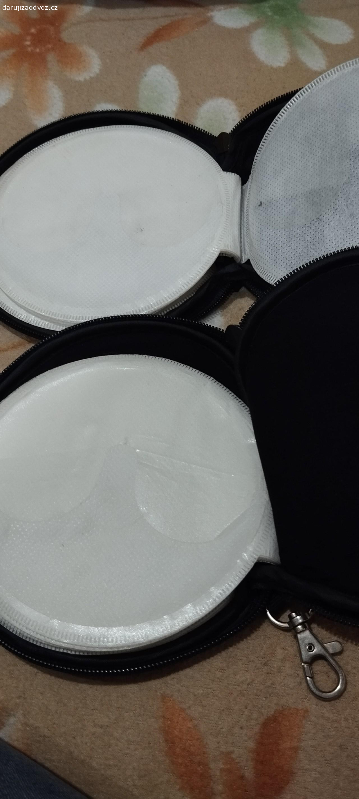 Daruji za odvoz. Daruji za odvoz 2 pouzdra na DWD