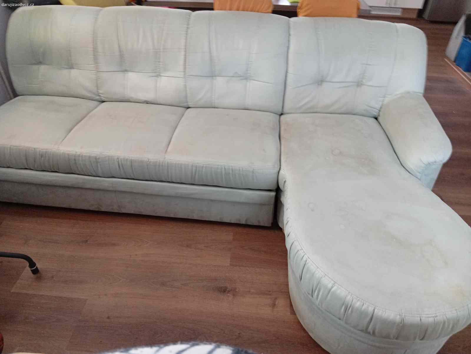 Daruji za odvoz. Daruji rozkládací sedačku ve tvaru U za odvoz. Máme ji rozloženou na tři díly.