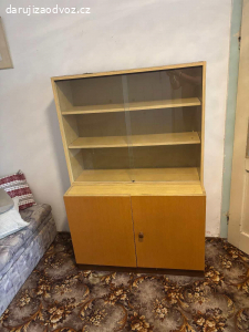 Daruji zachovaly nabytek