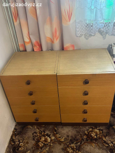 Daruji zachovaly nabytek