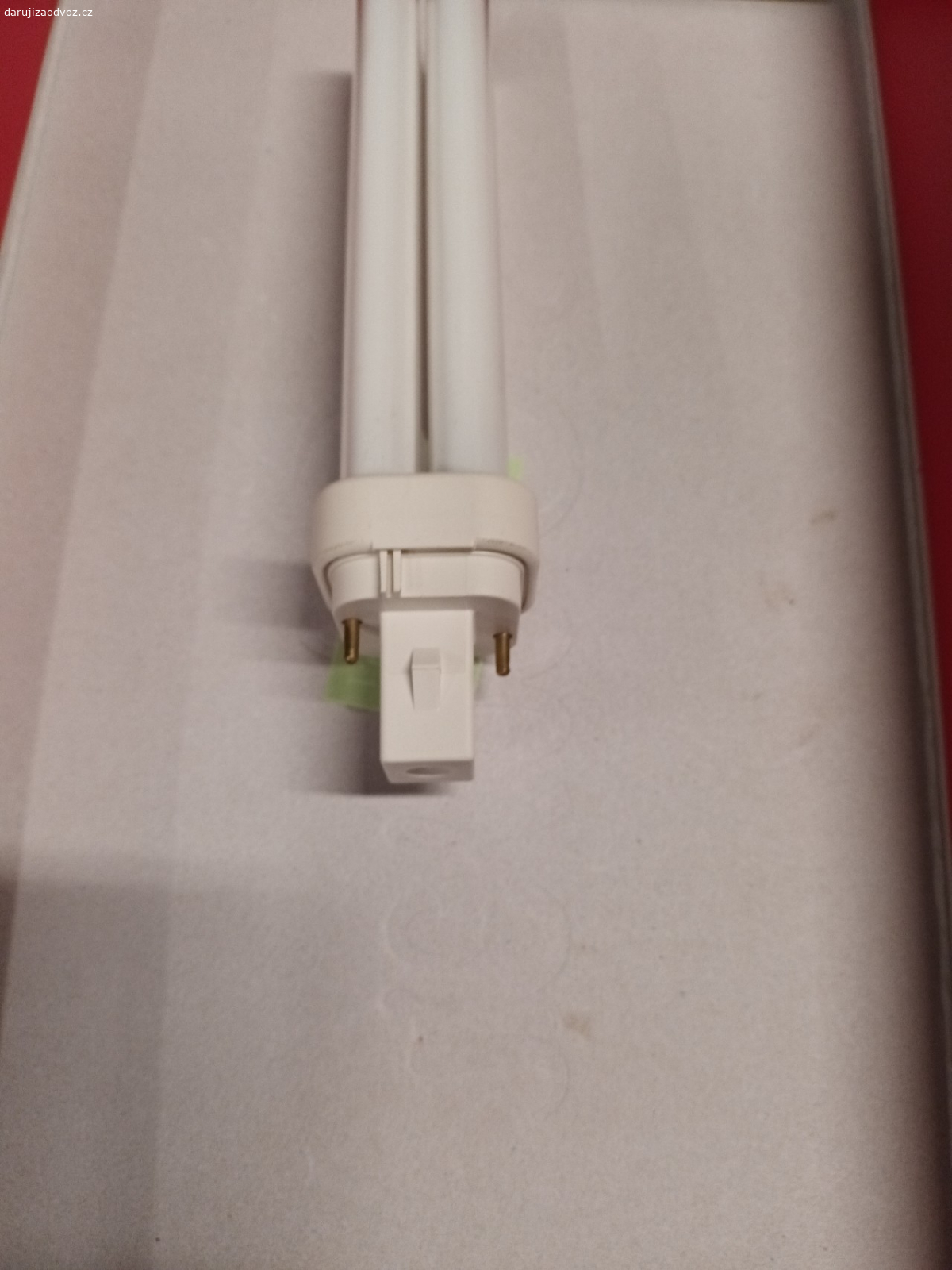 Daruji zarovky. Daruji žárovky dle fotek za odvoz.