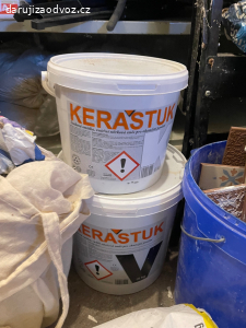 Daruji zbytky stavebních materiálů