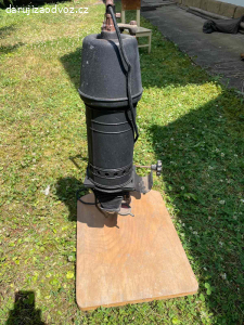 Daruji zvětšovák Magnifax. Právě sneseno z půdy.