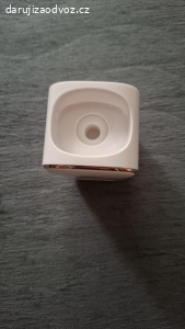 Dávkovač zubní pasty,náušnice,..