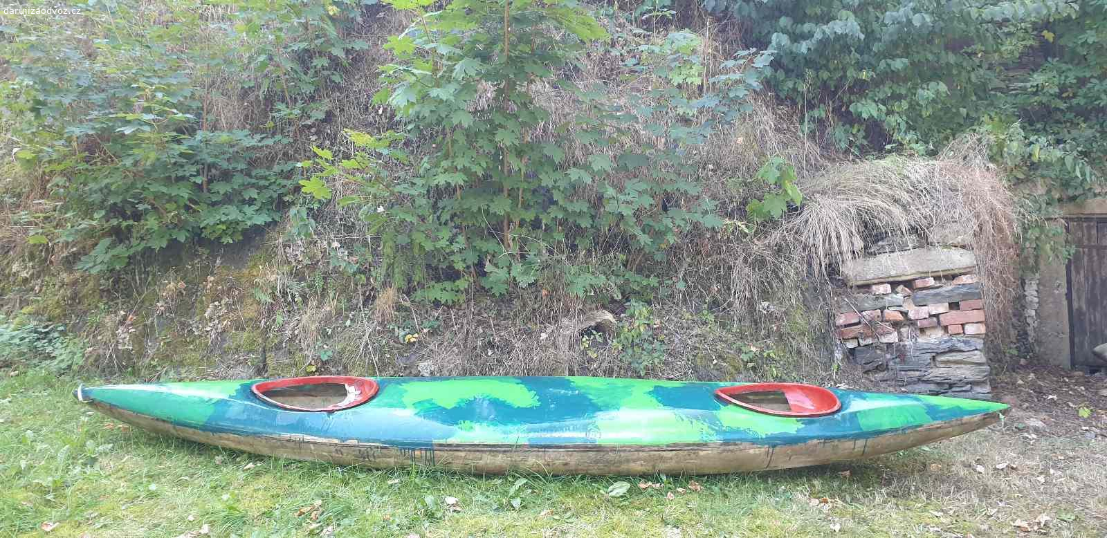 Deblovka. Daruji laminátovou deblovku (5m).