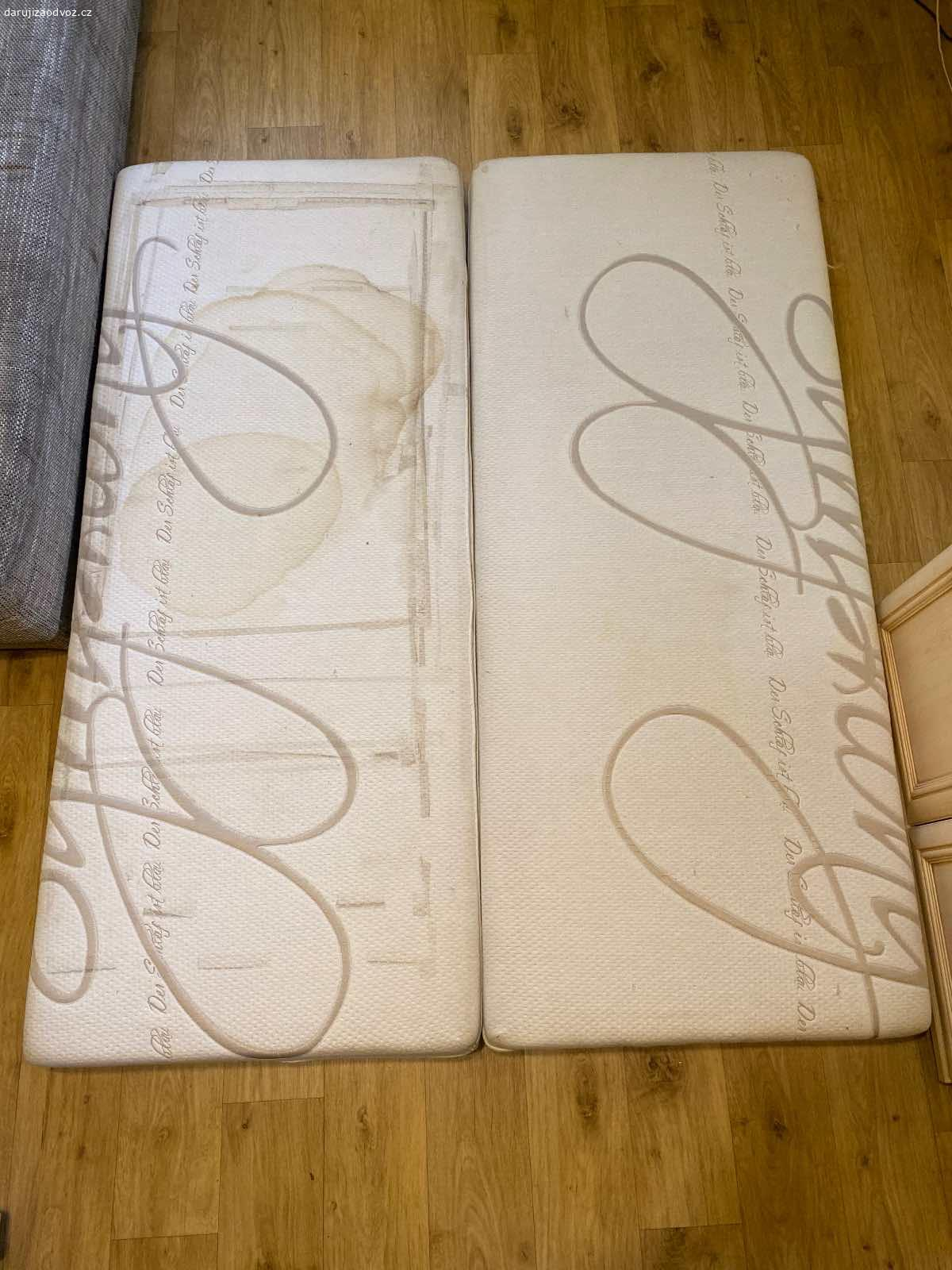 Dětská molitanová matrace 170 x 70 cm. Dobrý den,
nechám za odvoz dvě několik let používané dětské molitanové matrace 170 x 70 cm.

Inzerát je platný do smazání.