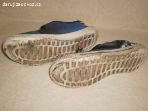 DĚTSKÉ BAČKŮRKY vel. 35