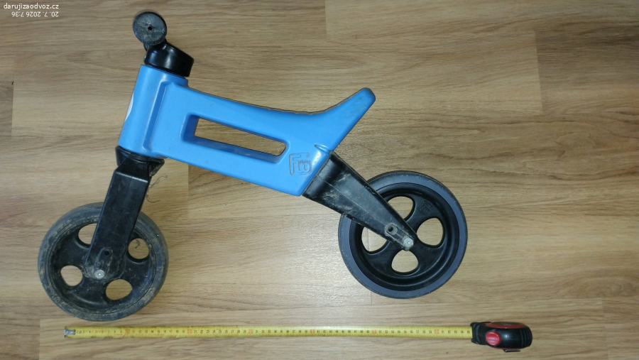 dětské odrážedlo