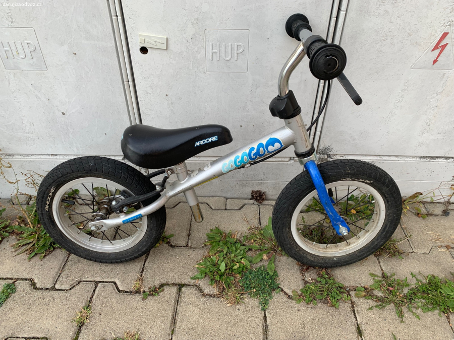 dětské odrážedlo