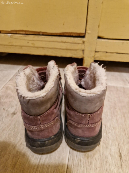 Dětské zimní boty vel. 27. Nosene, ale v poradku
