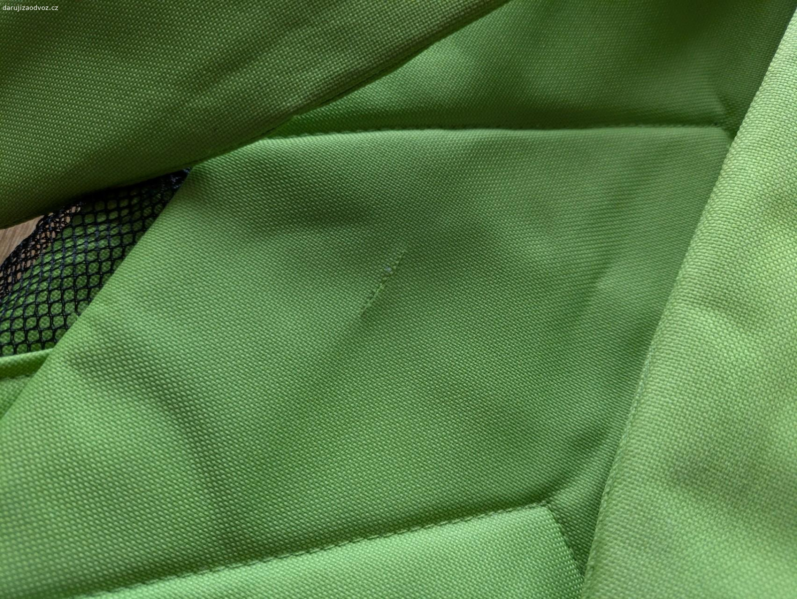 Detský batoh Helen Doron. Detský batoh z kurzov angličtiny Helen Doron. Bol rok používaný. Vzadu je trochu natrhnutý ale používaniu to nijako nevadí.