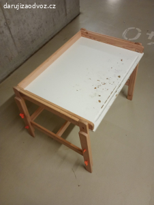 Detsky psaci stůl