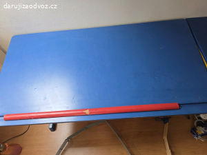 dětský stůl