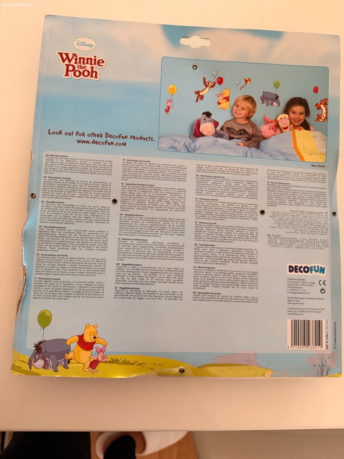 Disney Medvídek Pú – 3D pěnové samol. Daruji 3D pěnové samolepky na zeď s motivem Disney Medvídek Pú.

Sada obsahuje motivy Medvídka Pú, Tygra, Ijáčka, Prasátka a čísla 1. Samolepky jsou měkké pěnové, vhodné jako dekorace do dětského pokoje.

Balení je otevřené, všechny díly jsou ale kompletní a nepoužité (viz fotografie).