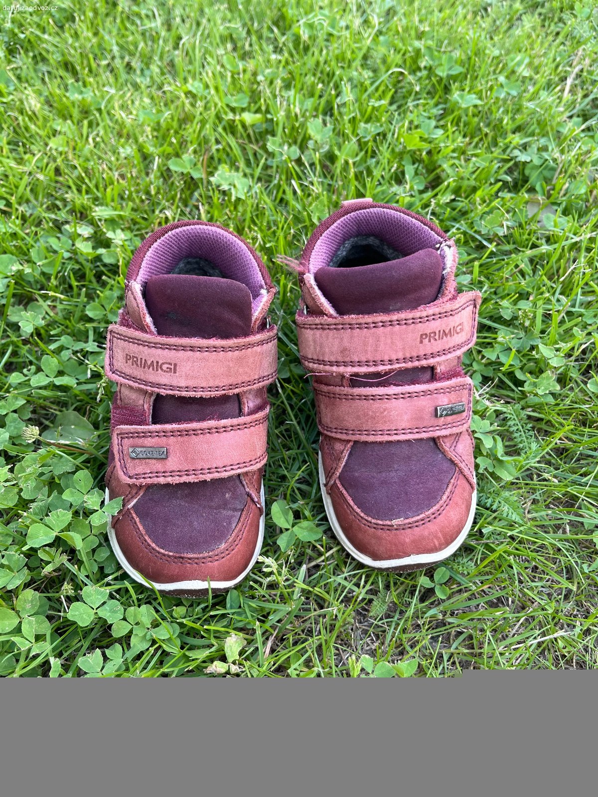 Dívčí celoroční boty Primigi, vel. 23. Daruji za odvoz dívčí celoroční boty Primigi, vel. 23. Krásný stav, Goretex, doporučuji. Po domluve posílám přes zasilkovnu nebo osobní předání Praha Smíchov.