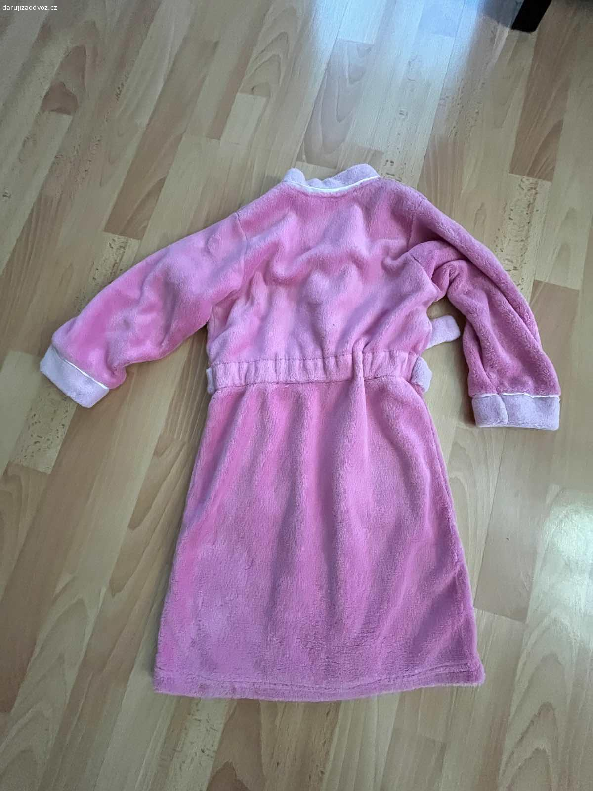 Divci župan 110/116. Malo noseny. Kolekce Disney Princeses
Mohu i zaslat