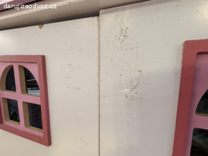 Domeček pro panenky