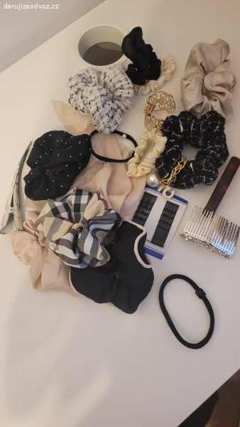 doplňky do vlasů