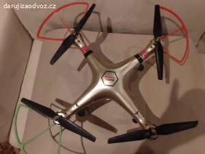 dron kvadrokoptéra Syma X8HW na náhradní díly