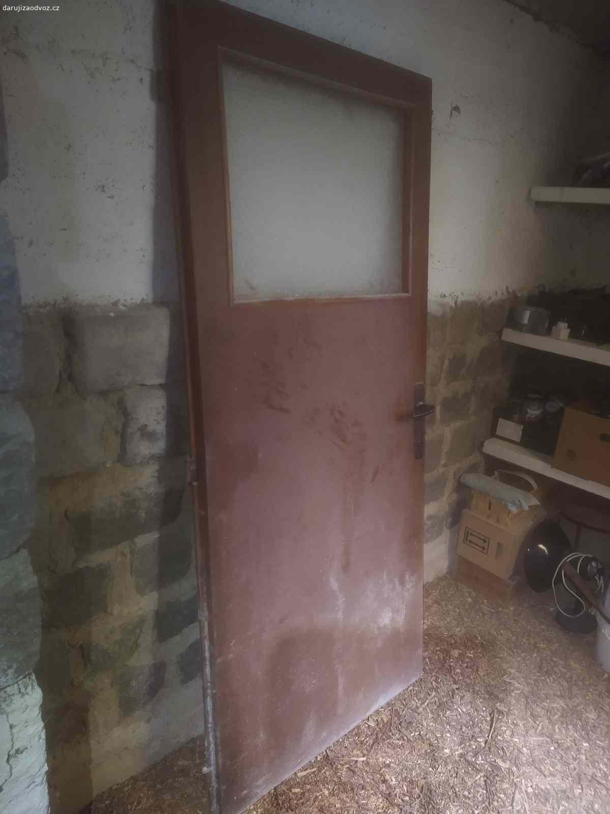 Dveře vnitřní 85cm. Dobrý stav,za odvoz,Praha 6