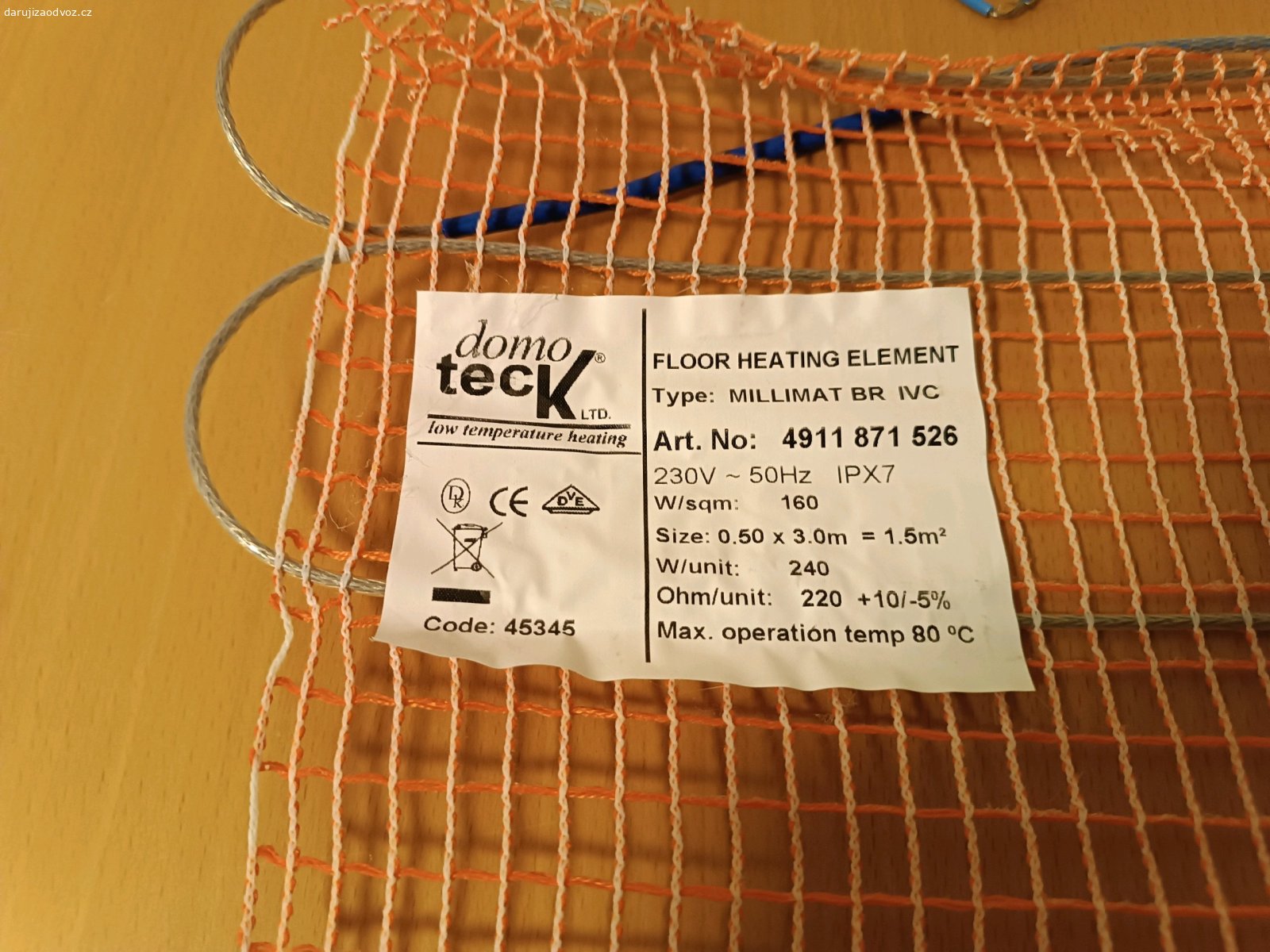 Elektrická podlahová topná rohož. Daruji nepoužitou elektrickou podlahovou topnou rohož. 
Osobní převzetí na Praze Veleslavín nebo Praze Suchdol - adresa níže je pouze orientační, zájemci pošlu přesnou.