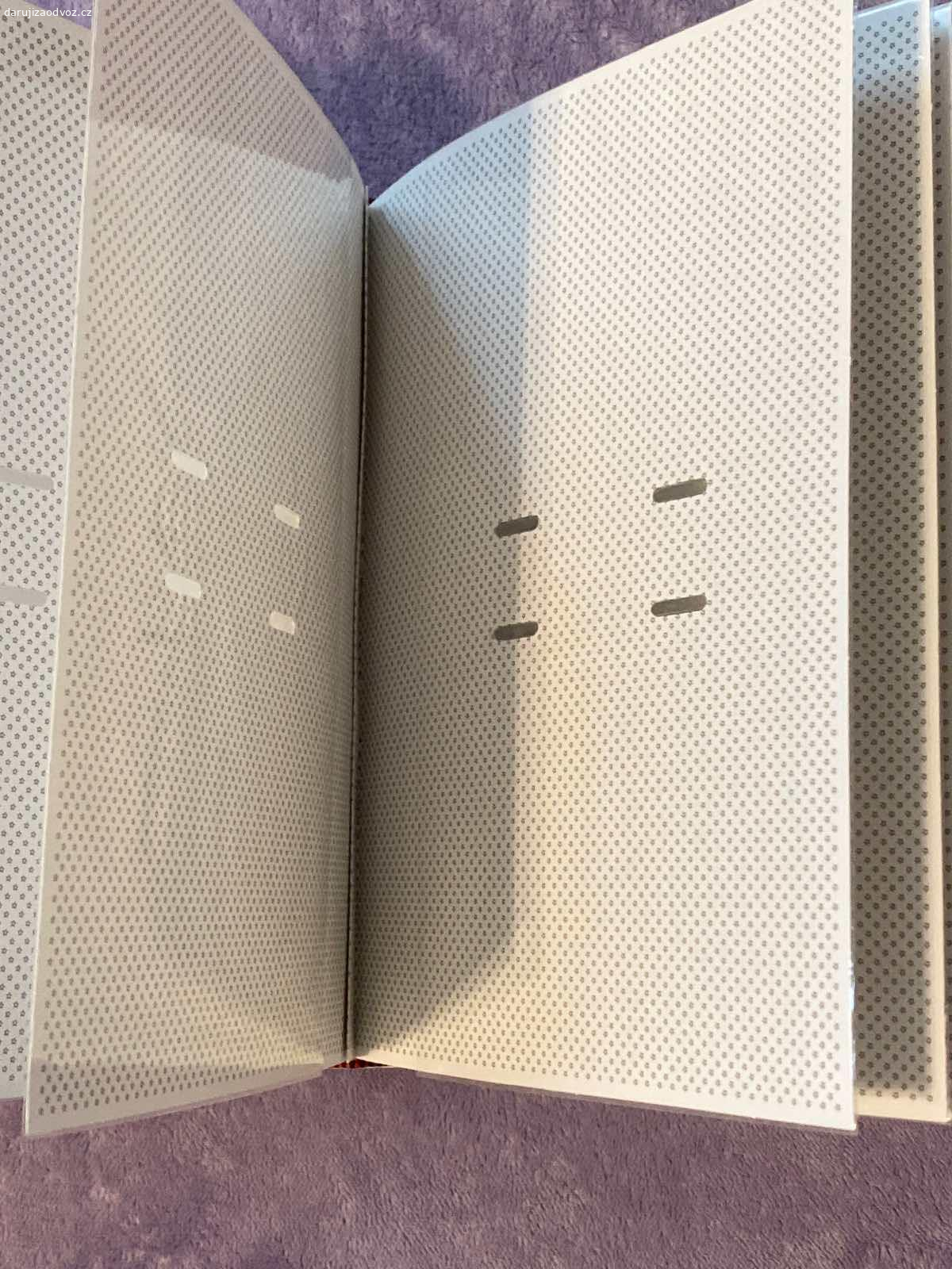 Foto album. Daruji za odvoz, nepoužité.