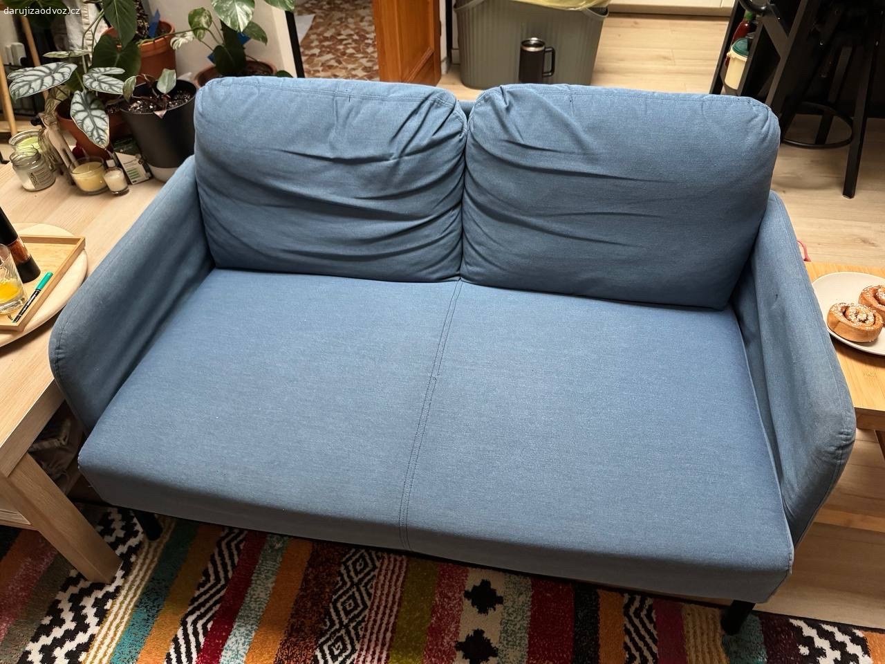 Pohovka ikea. Darujeme za odvoz tuto malou NErozkládací sedačku
Nekuřácká domácnost
Rozměry zde:
https://www.ikea.com/cz/cs/p/glostad-2mistna-pohovka-knisa-tmave-seda-50489012/