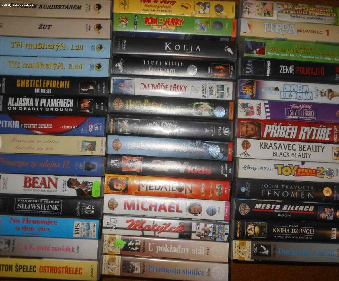 Hledám za odvoz originální VHS kazety a přehrávač. Děkuji za darování nepoškozených originálních kazet VHS v originálním obalu a VHS přehrávač s dálkovým ovládačem. Může být i samostatně.

Hledám VHS kazety jakýchkoliv žánrů - je to pro starší osobu, která potřebuje zabavit.

Po dohodě přijedu kamkoliv.