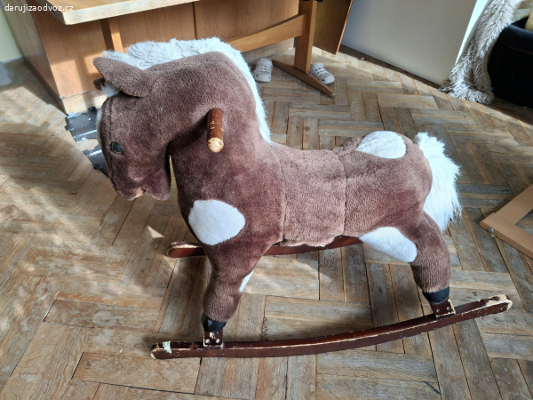 houpací koník