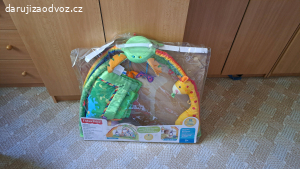 hrazda na zem a kolotoč nad postýlku