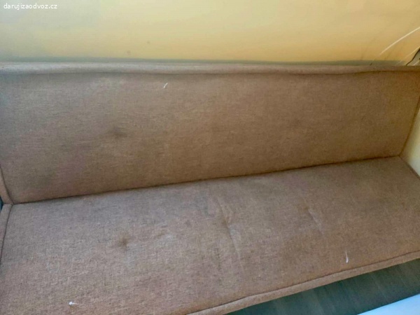 I am giving away this sofa bed