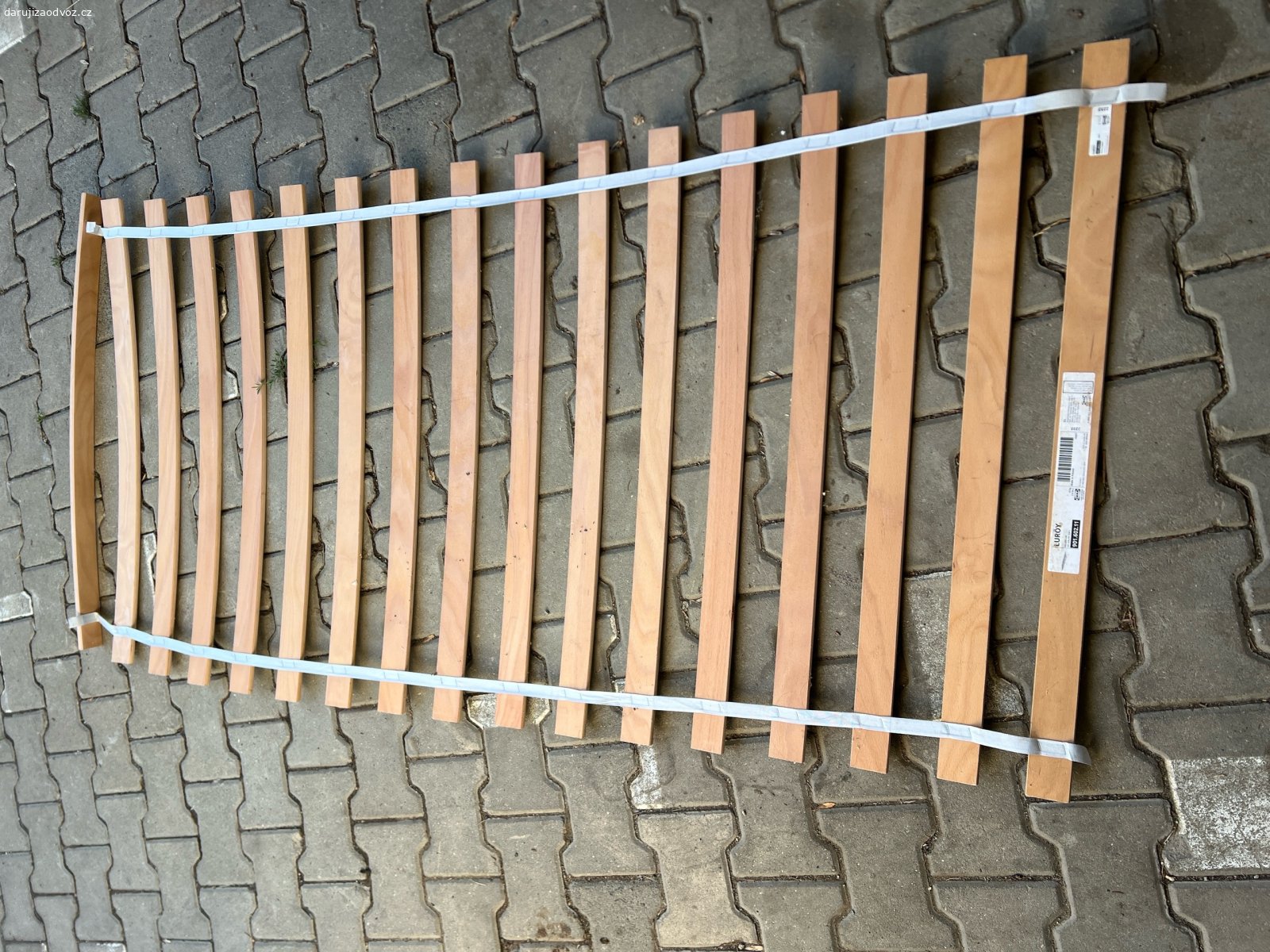 IKEA rošt na postel. Všechny lamely v pořádku