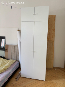 Ikea skříň s tyčí