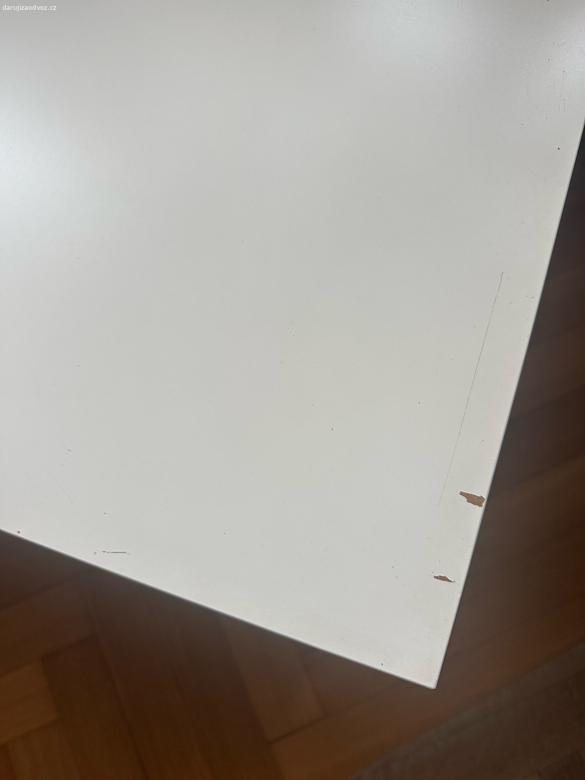 Ikea stolek lack. biely stolek z ikey - Lack
používaný, mierne oškrabaná farba, viz. foto

Prevzatie: Praha 4 Podolí, v blízkosti zastávky Dvorce, nutné prísť priamo na adresu

Prevzatie možné od piatku 11.9.