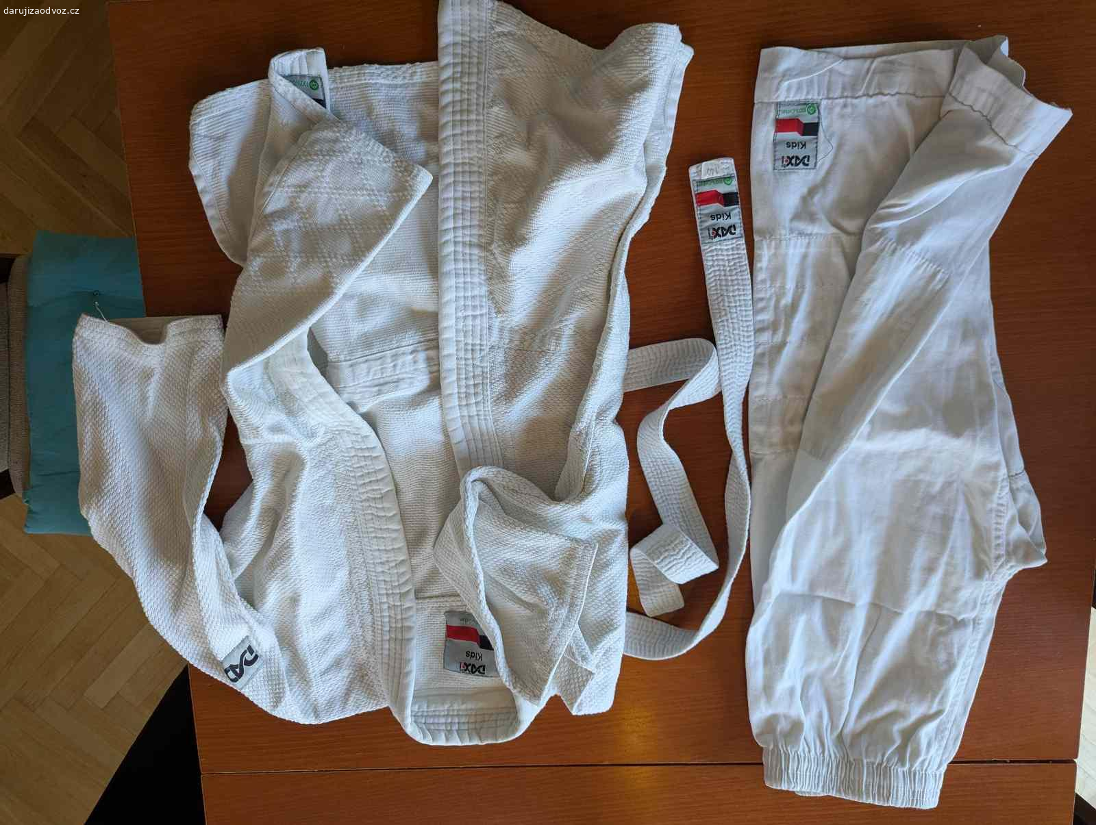 Judisticke kimono. Velikost 140