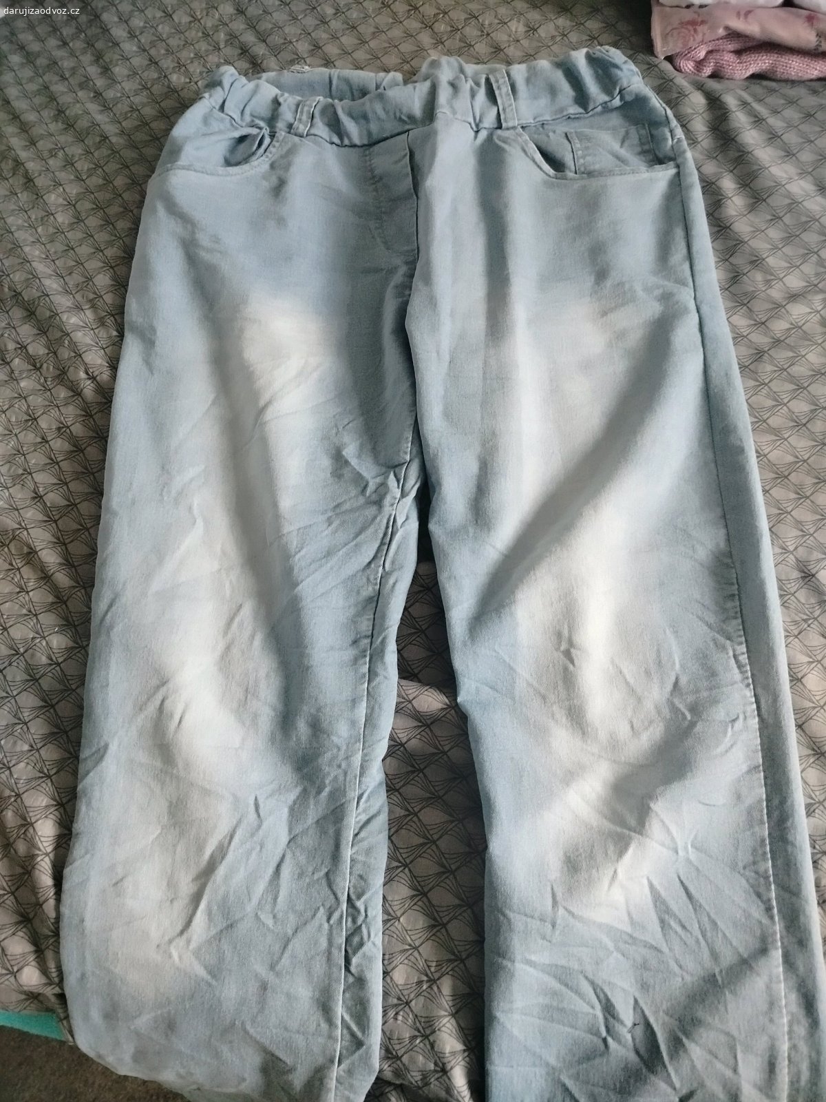 kalhoty v pase až100/170,trička. svetřík s krátkým rukávem,vel.42,trička velXXL,Kalhoty letní v pase až100cm jsou na gumu.Džíny ve předu na knoflí je y v pase až 100cm 175na dýlku .