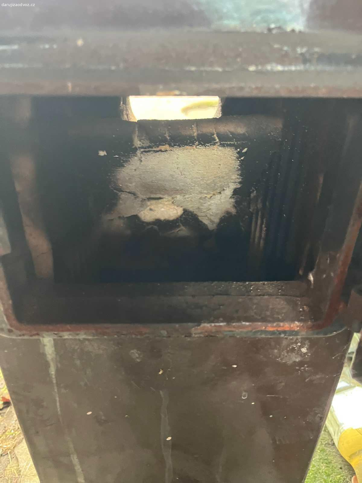 Kamna. Stará kamna v použitelném stavu