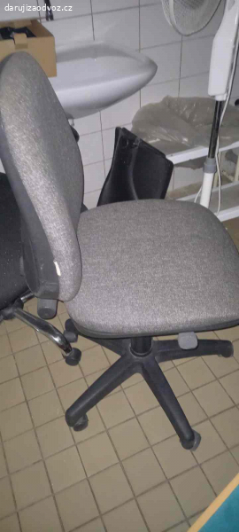 Kancelářská židle. 2ks kancelářských židlí
