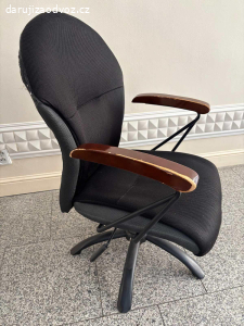 Kancelářské kreslo