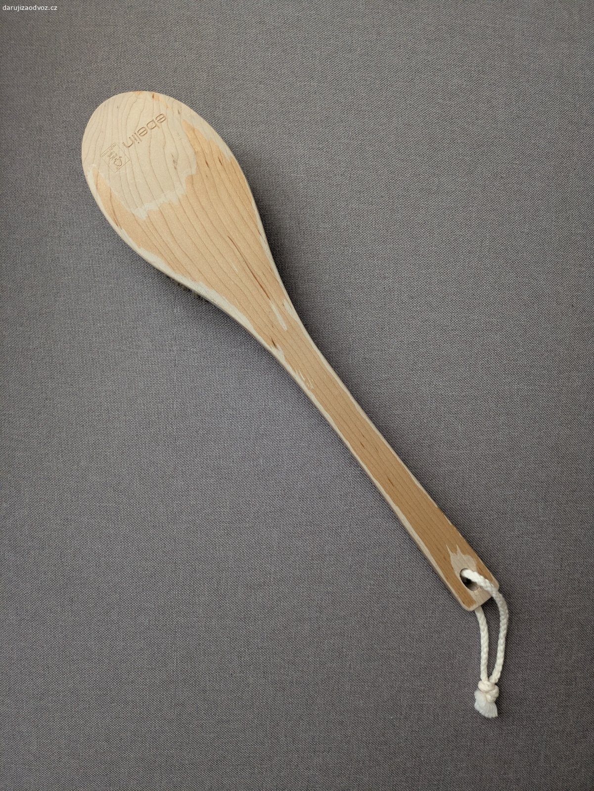 Kartáč do sprchy. 40 cm dlouhý, zn. Ebelin.

Předání ideálně na metru B - Lužiny (po 17 hod.) nebo na metru B - Křižíkova (pouze pondělí nebo středa 9-16 hod.)
Pokud máte zájem, pište rovnou kdy můžete vyzvednout - bez tohoto údaje NEODPOVÍDÁM. Děkuji za pochopení.