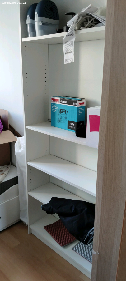 knihovna Billy IKEA